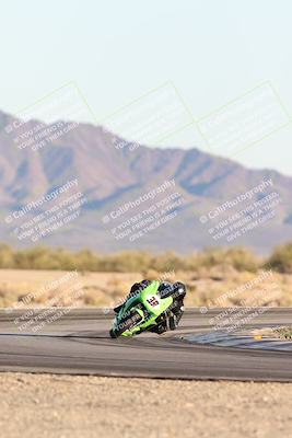 media/Dec-07-2025-CVMA (Sun) [[3e7d2de5dc]]/Race 18-Formula Twins-Formula 40 UL/